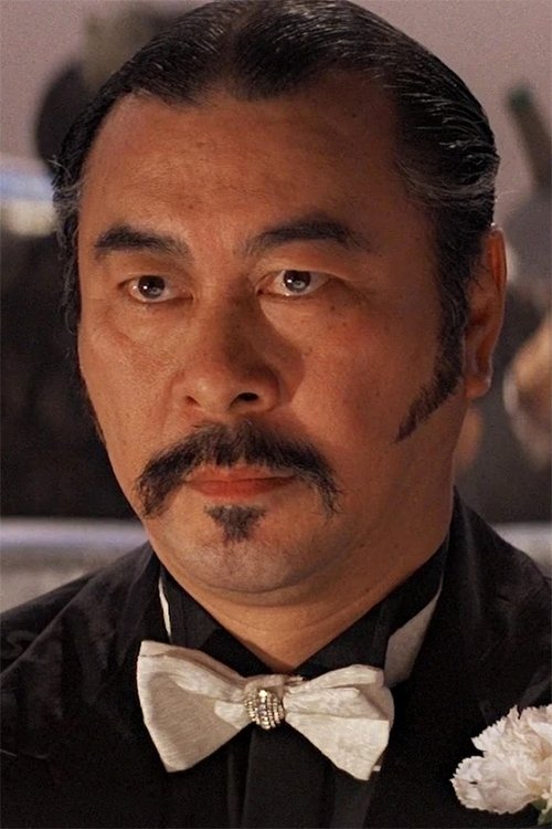 Roy Chiao as Lao Che