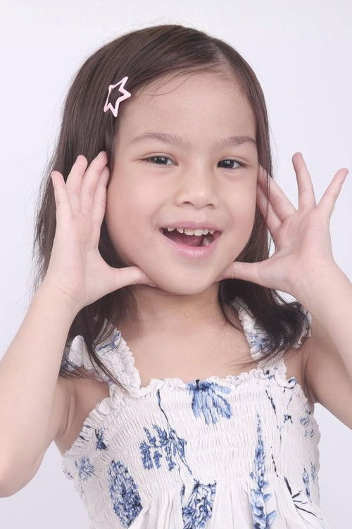 Humaira Jahra as Laila