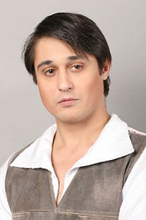 Vladimir Timoshenko as Ратмир