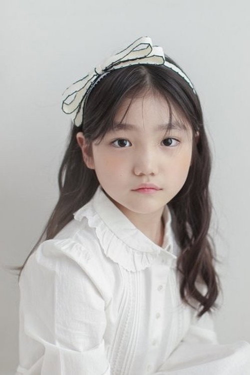 Lee So-yoon as Young Mi-sol