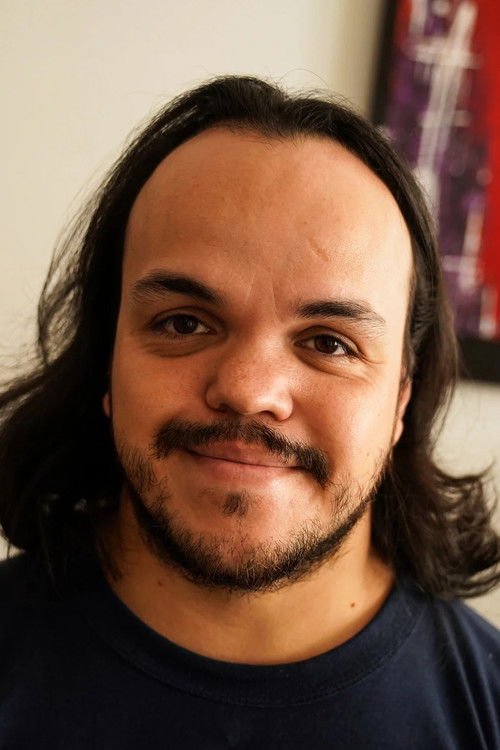 Hernán Cuevas as Homero