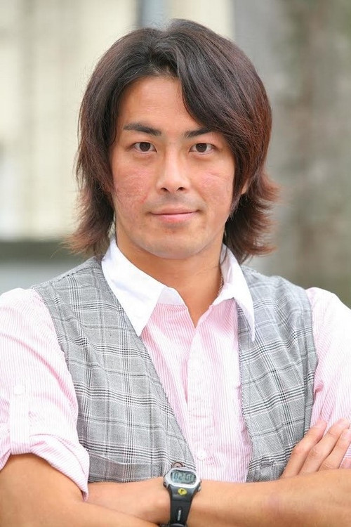 Eitoku as Urataros (suit actor)