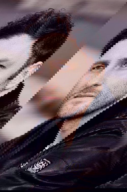 Steven Cree as ARTi (voice)