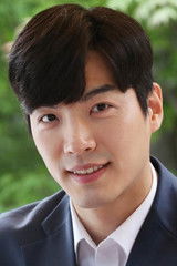Jung Young-hoon as Gwi-han