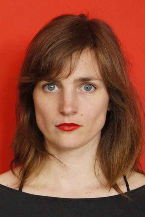 Éléonore Saintagnan as Narrator