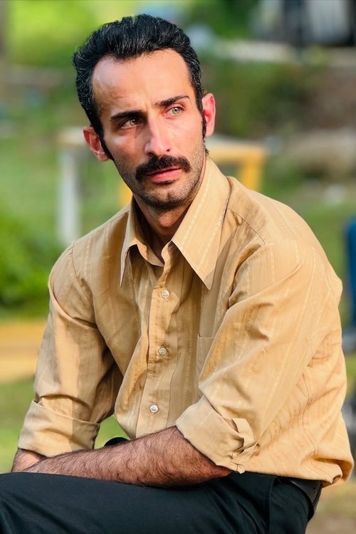 Mehran Zeyghami as Parviz