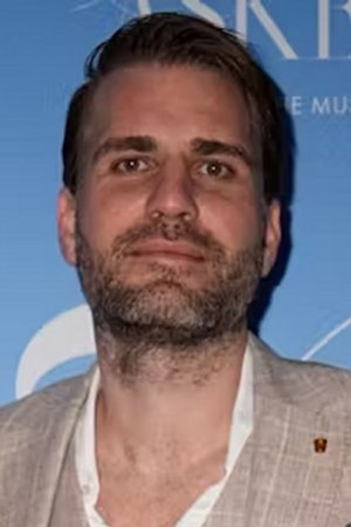 Mikkel Skelskov as Sig selv