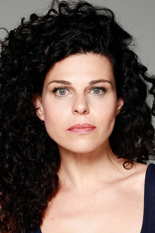 Aroha Hafez as Claudia