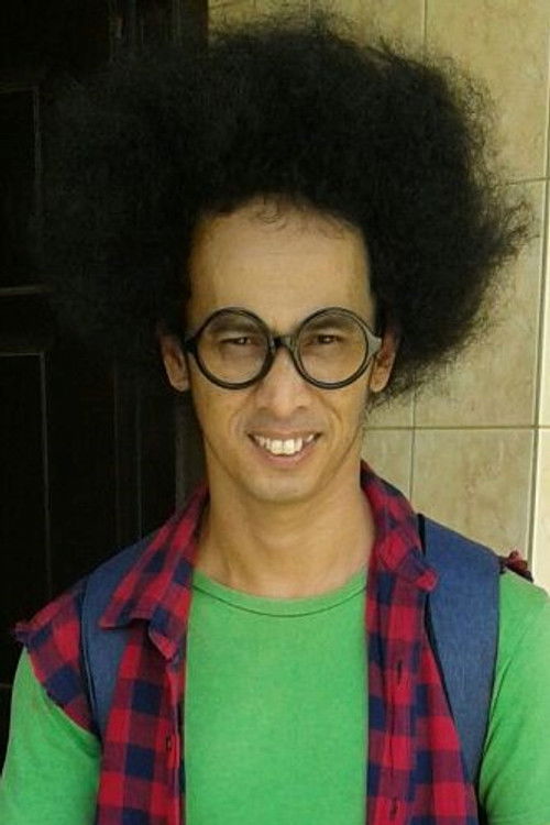 Udjie Tongky as Tiga Kucrut