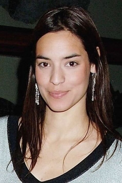 Nifa Hindes as Catwalk Model