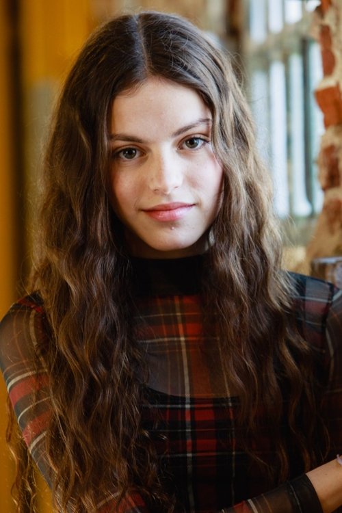 Sol Wainer as Micaela Silva