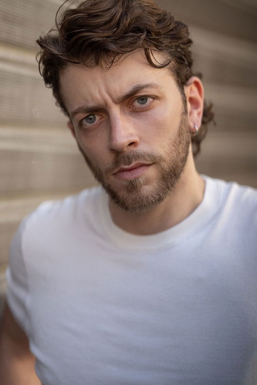 Gianmaria Capece as Federico