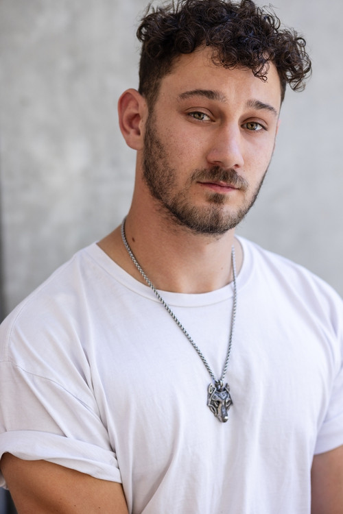 Bailey Cropp as Capitain Declan Stone