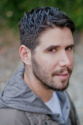 Yoni Tabac as Skateboarder