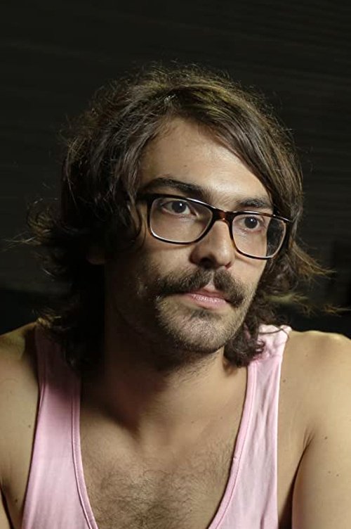 Gustavo Vinagre as Namorado de Clarisse