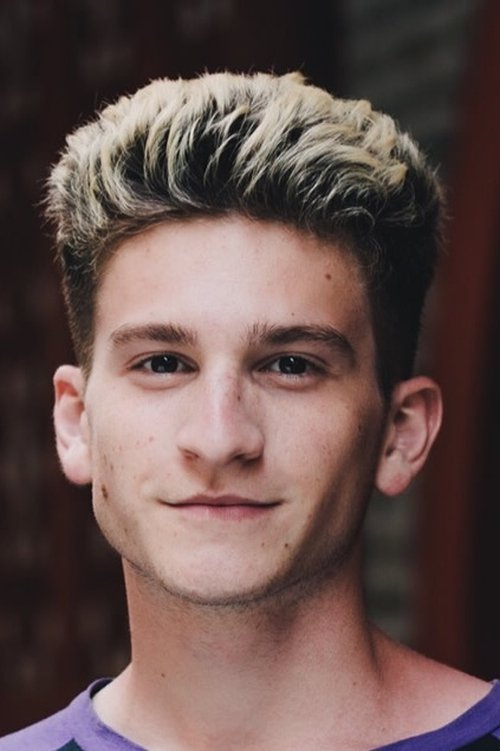 Lev Akselrod as Pushok (voice)