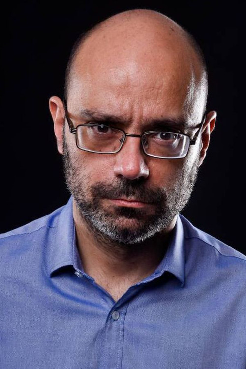 Hernán Migoya as Himself