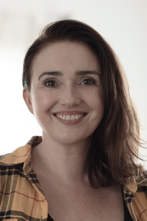 Constanza Boquet as Mariana