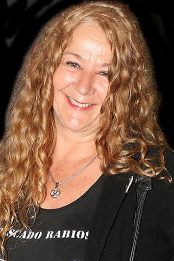 Claudia Puyó as Directora Puyó