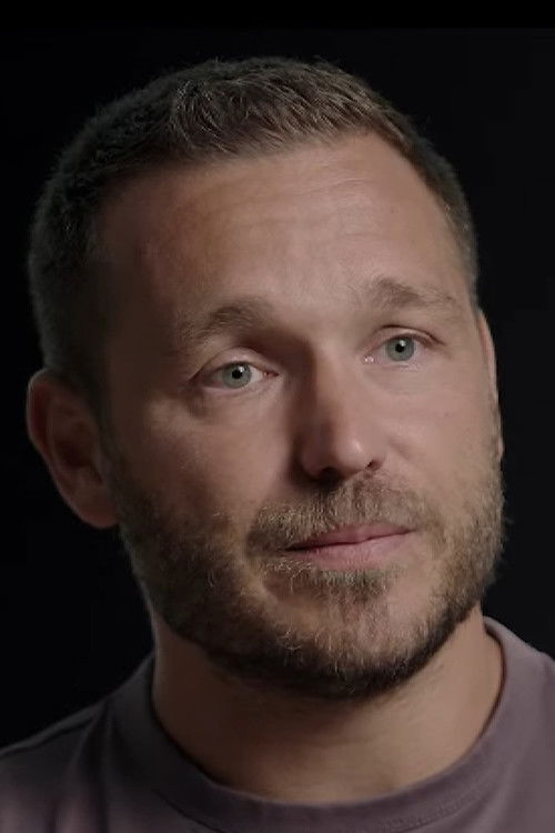 Víctor Tomás as himself