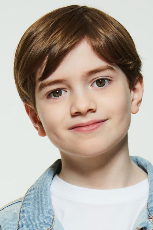 Alastair Bradman as Quinn