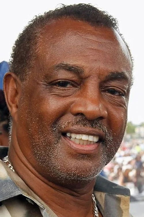 Robert Kool Bell as Self