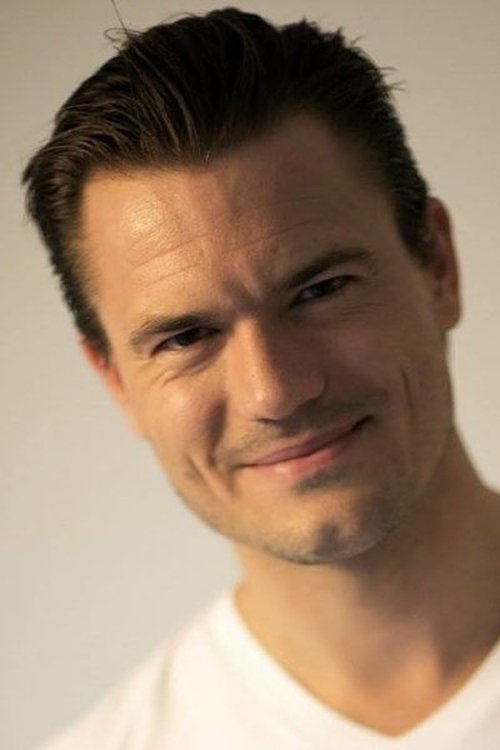 Mads Korsgaard as Per