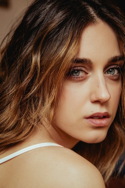 Giulia Schiavo as Ludovica