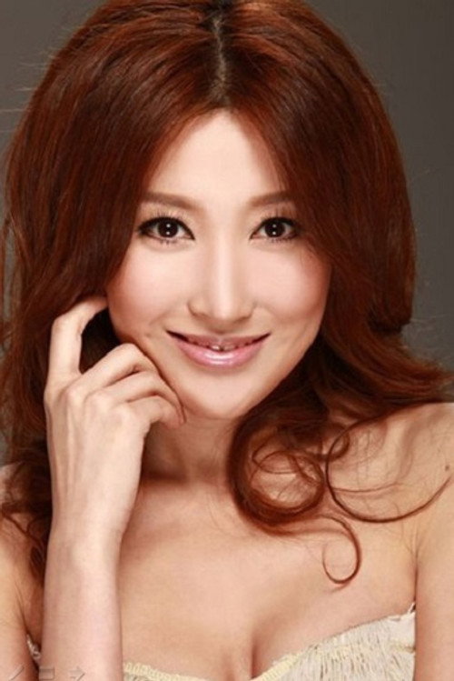 Zhao Jiao Nuo as Empress