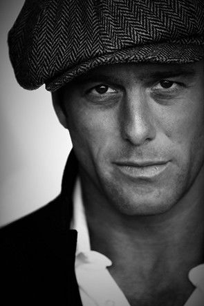 Jason Kaufman as Lt. Col. Kenneth Peck