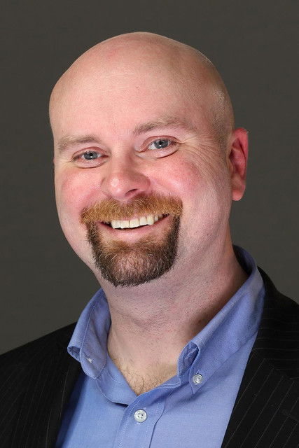 Bjorn Munson as Mail Deleter