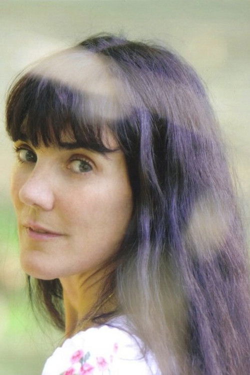 Joëlle Miquel as Suzanne