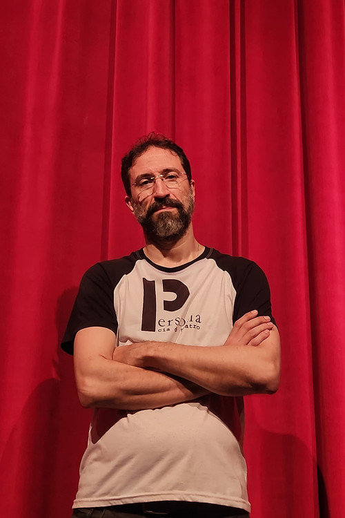 Jefferson Bittencourt as Narrador