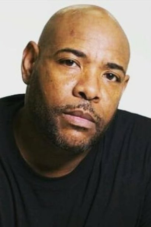 Gerald Parrish as Ray Smith