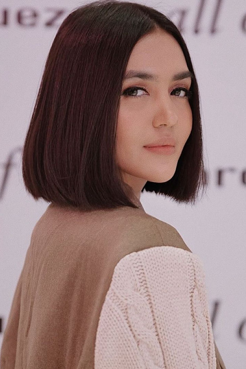 Anastasia Herzigova as 