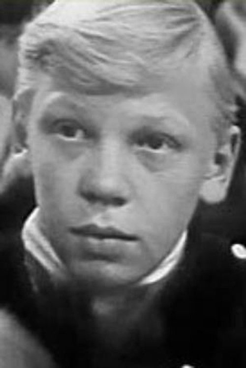 Aleksandr Varakin as 