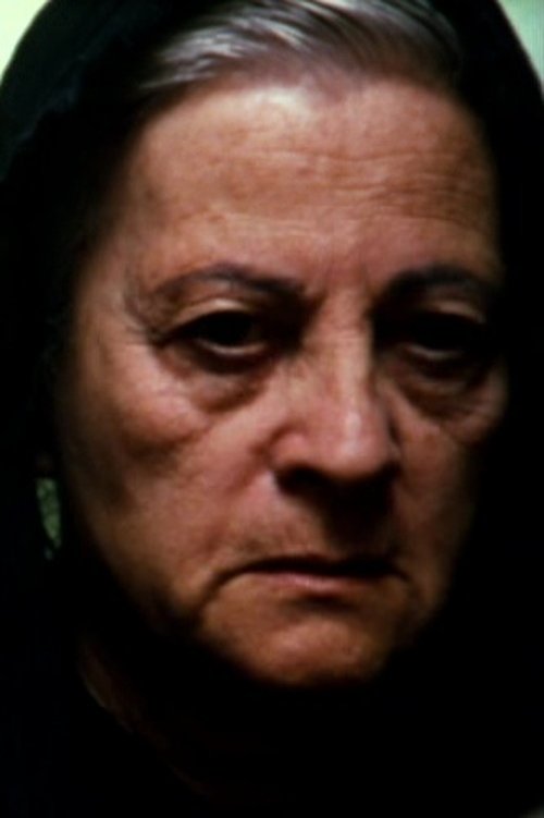 Araci Esteves as Paola