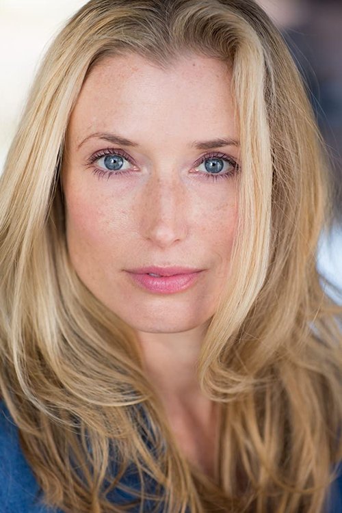 Samantha Coughlan as Liliane