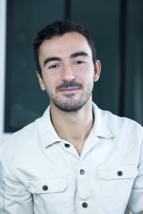 Olivier Lanchy as Gaston's guard