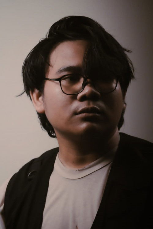 Naufal Firdaus as Reza