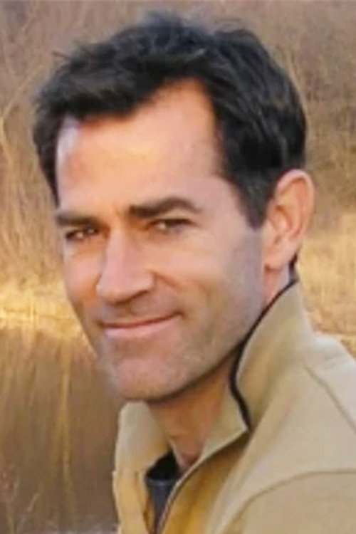 Andrew Philpot as Restaurant Man #2