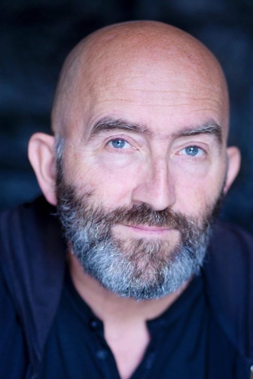 Jean-Yves Brignon as Dean (voice)