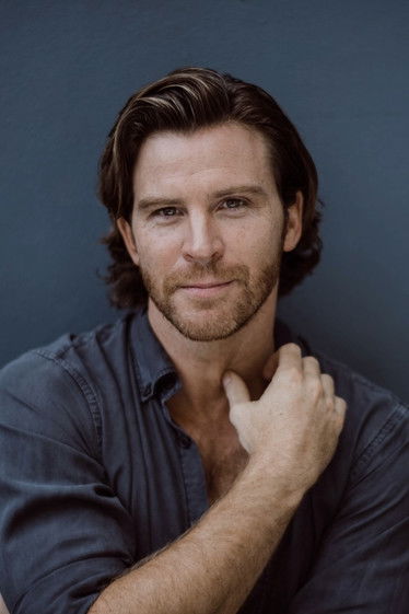 Nick Cain as Dominic