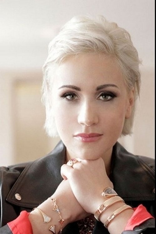 Carmen Giannattasio as 