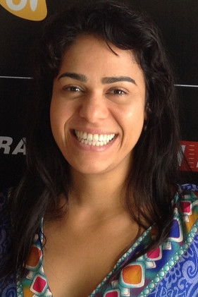 Analu Tavares as Neuza (Guiga's Girlfriend)