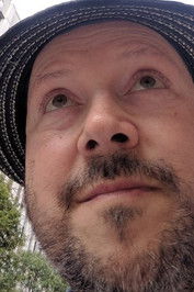 Andrew J. Lederer as Sidney