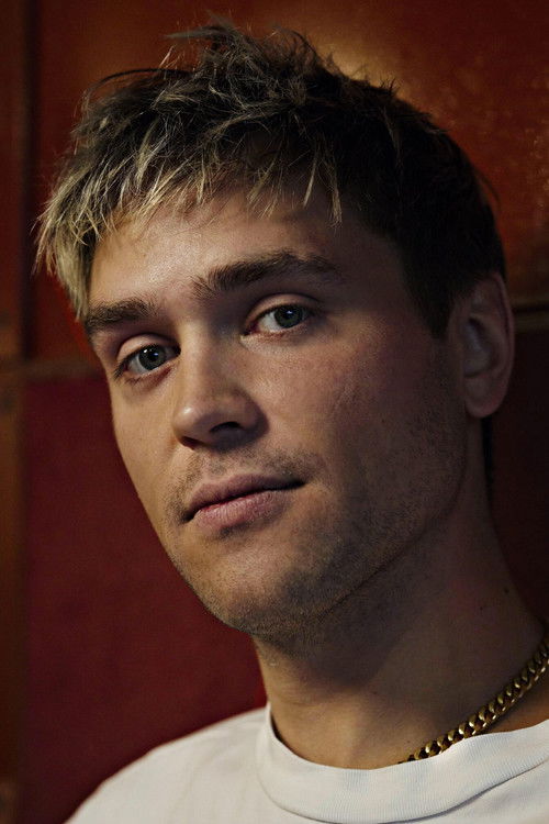 Ville Gobi Andersson as The son