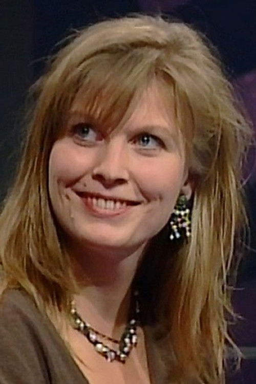 Cecilie Olrik as Louise