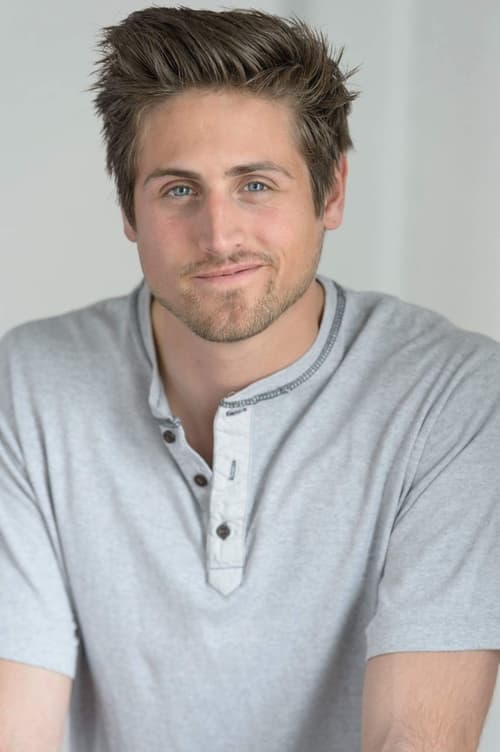 Isaac Akers as Oliver