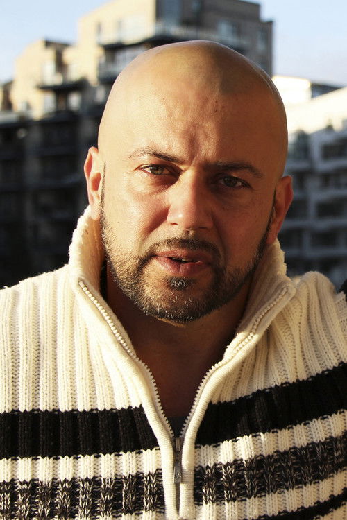 Moussa Daibes as Amin